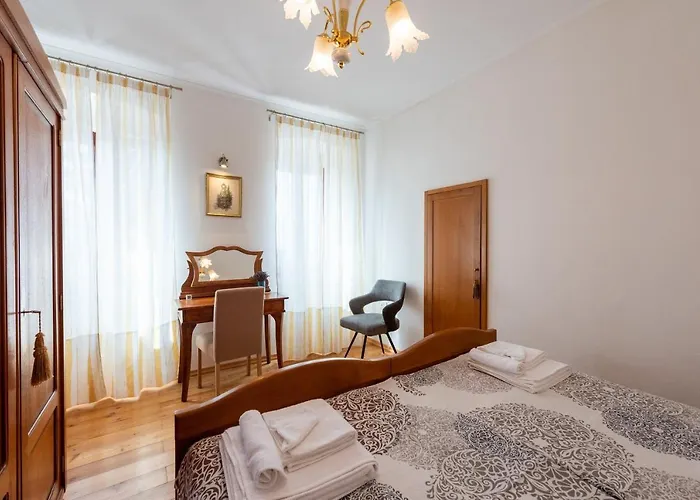 Mima, Kuca Za Odmor Jurdani