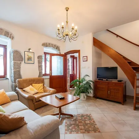 Ferienhaus Mima, Kuca Za Odmor *