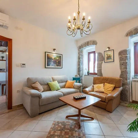 Ferienhaus Mima, Kuca Za Odmor Jurdani