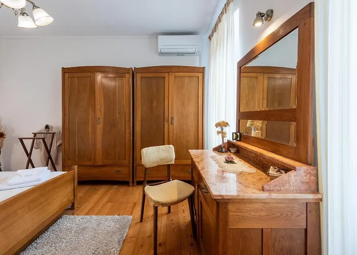 Mima, Kuca Za Odmor Сasa de vacaciones Jurdani