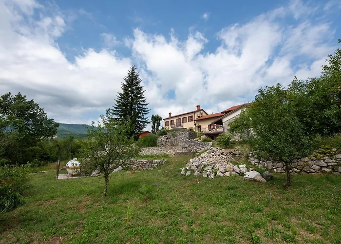 Mima, Kuca Za Odmor Сasa de vacaciones Jurdani